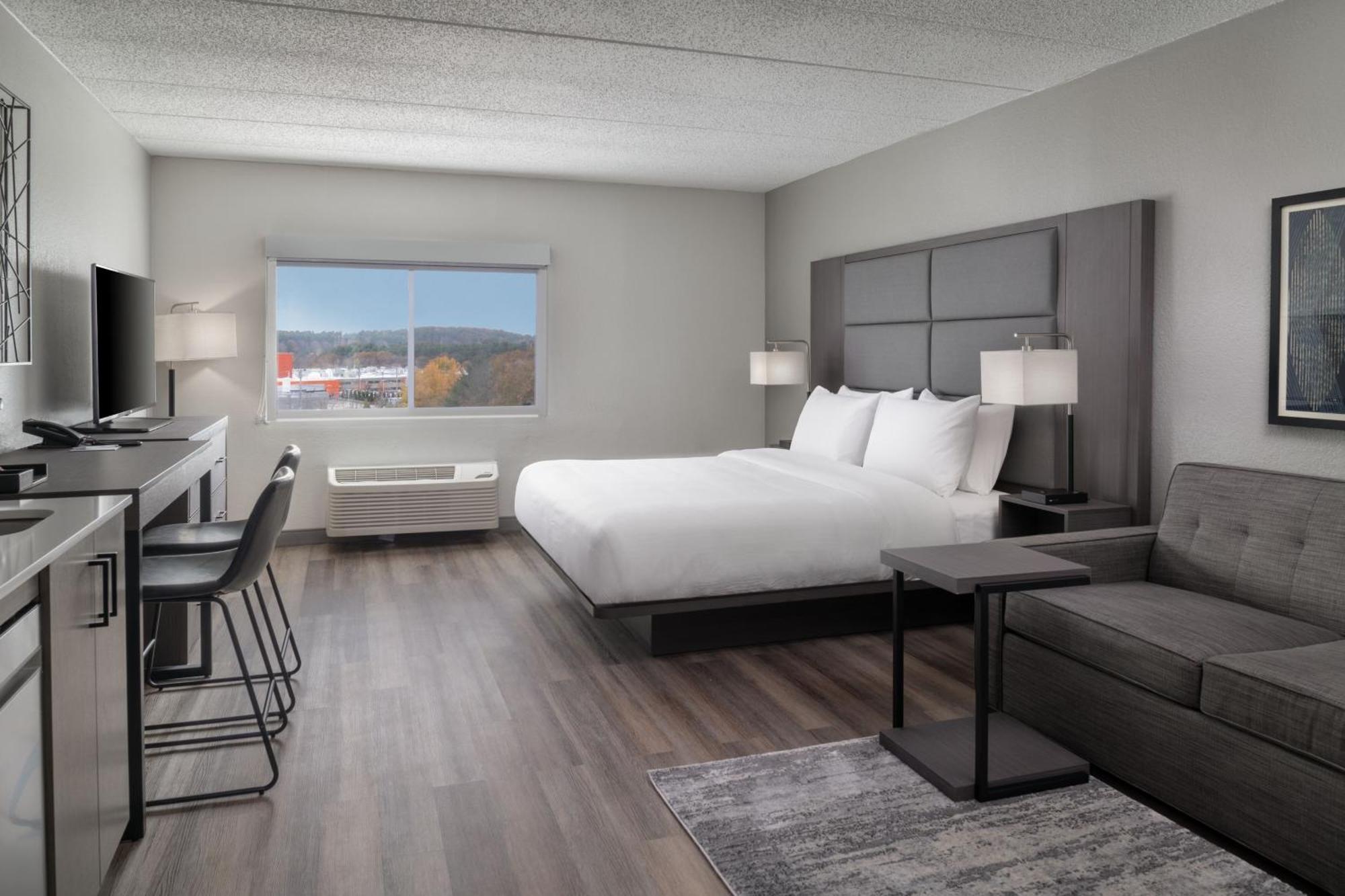 Towneplace Suites By Marriott Framingham Exterior photo